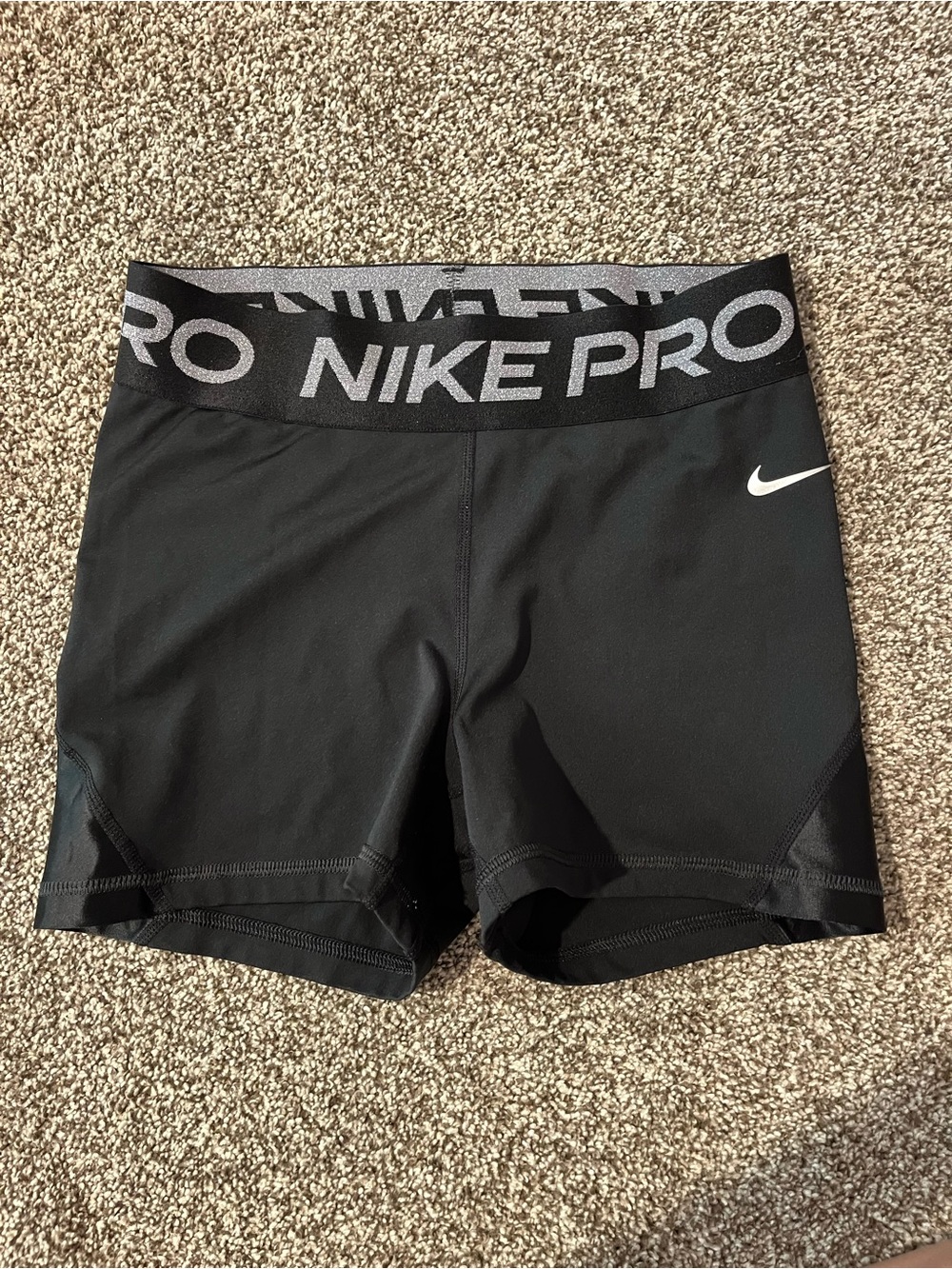 Nike Pro 3” Sparkle Shorts